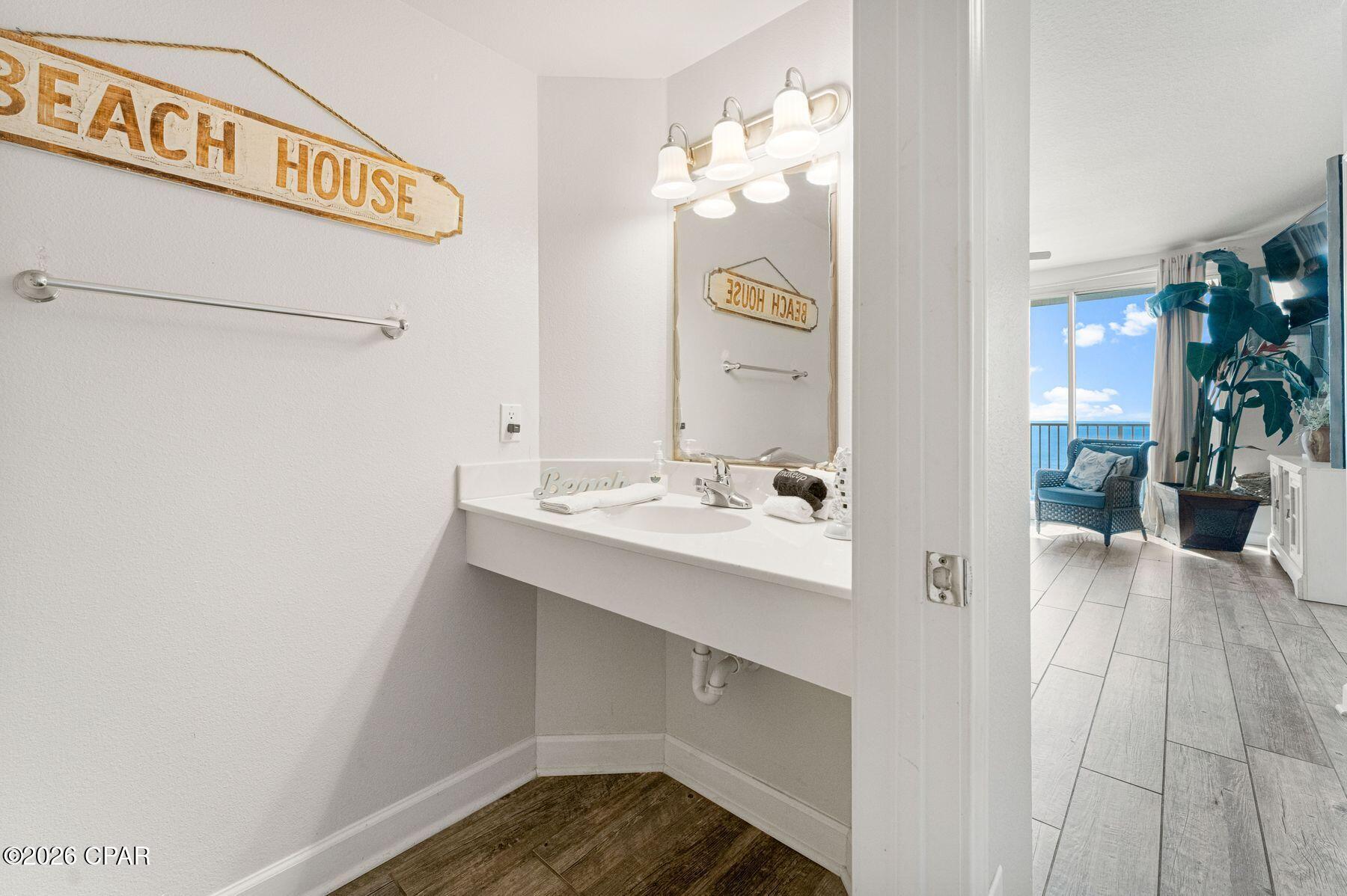 Image 19 For 9900 Thomas Drive 1420
