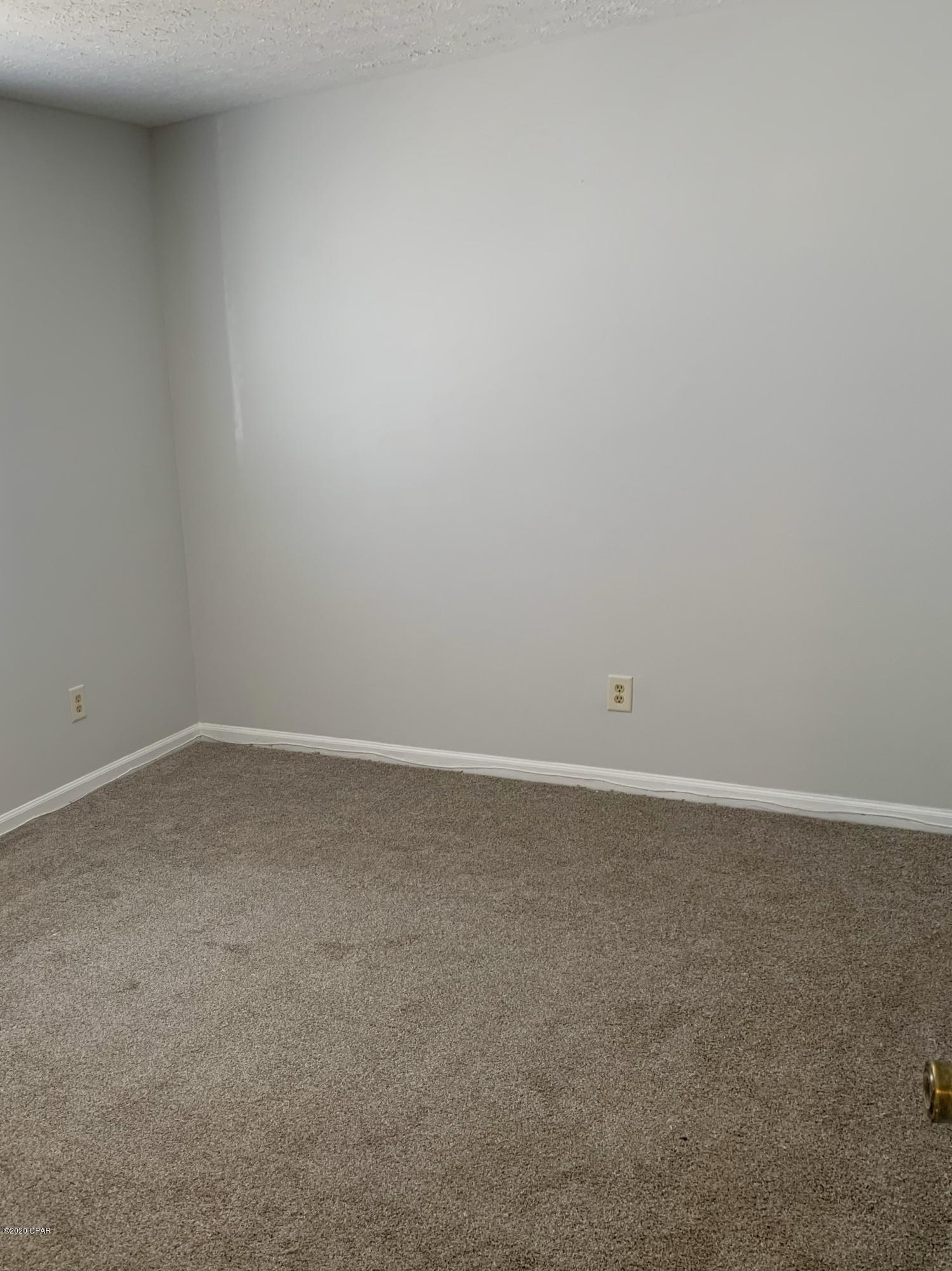 Image 5 For 103 Downing Street D