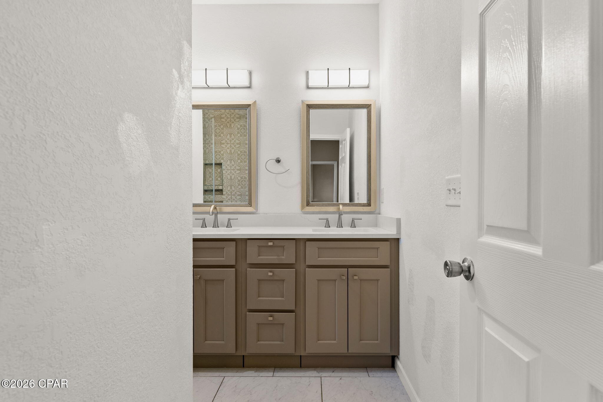 Image 16 For 613 Live Oak Lane