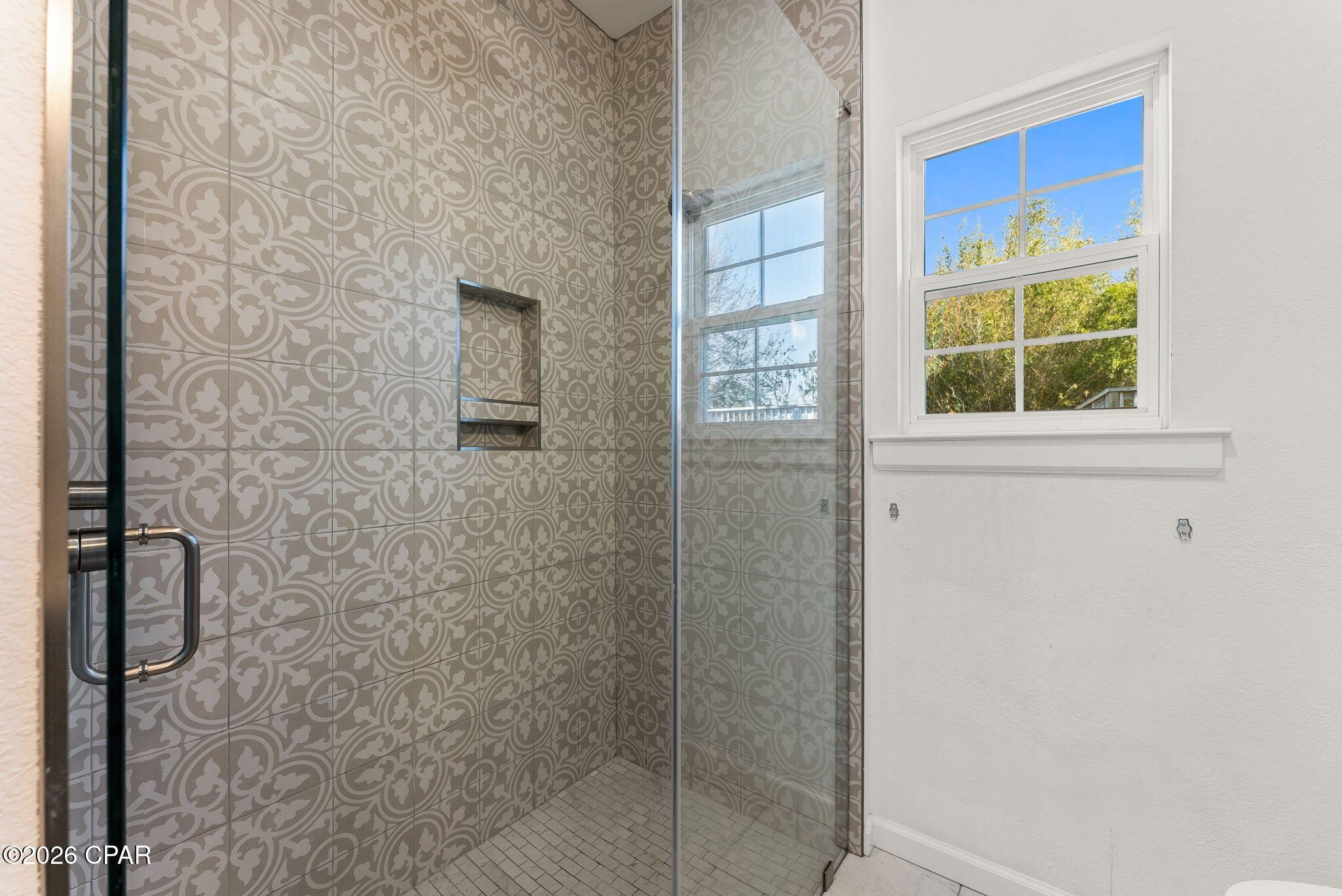 Image 18 For 613 Live Oak Lane