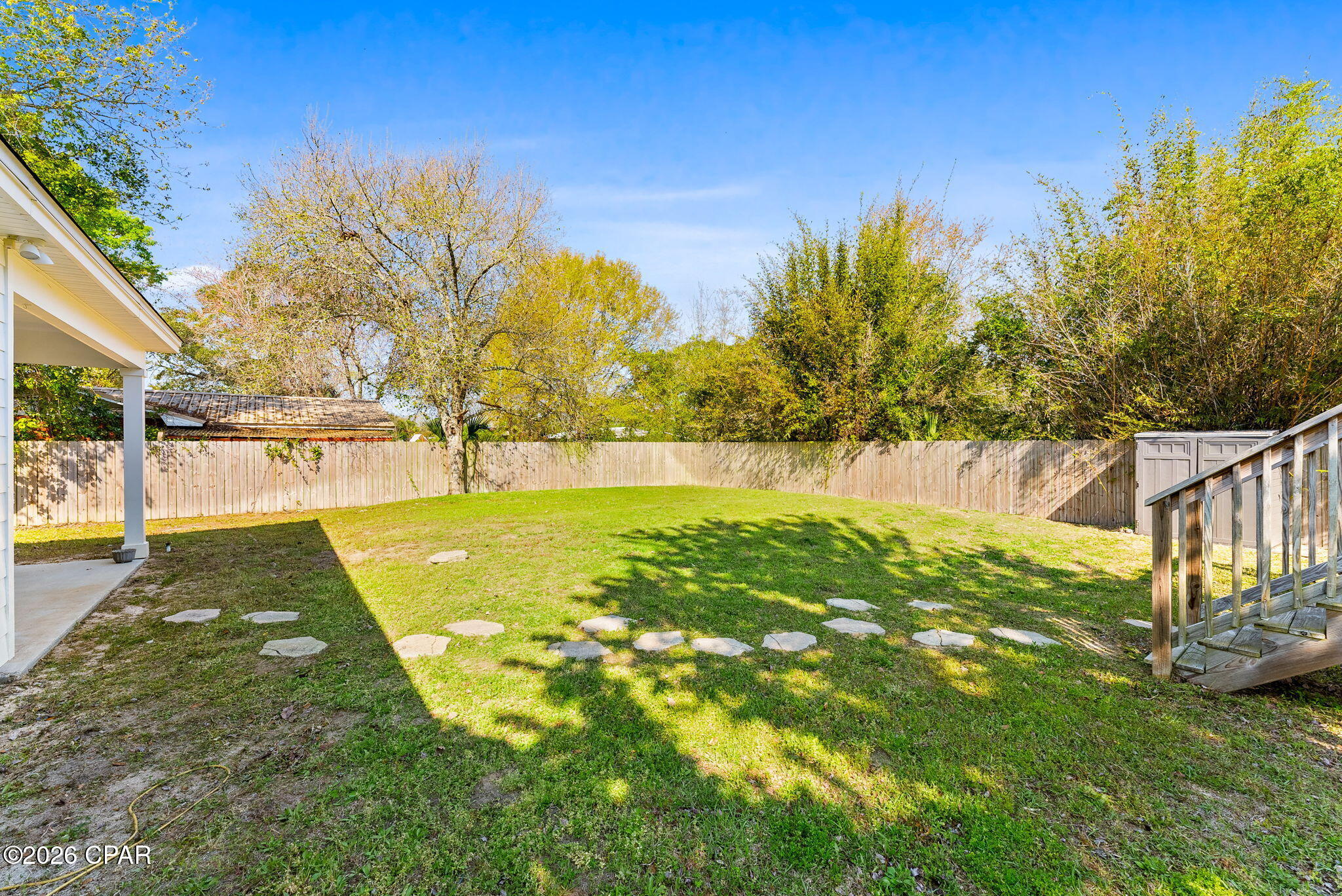 Image 32 For 613 Live Oak Lane