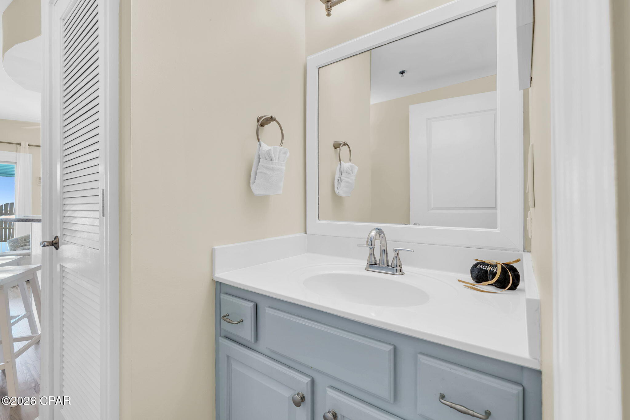 Image 11 For 114 Carillon Market Street 412