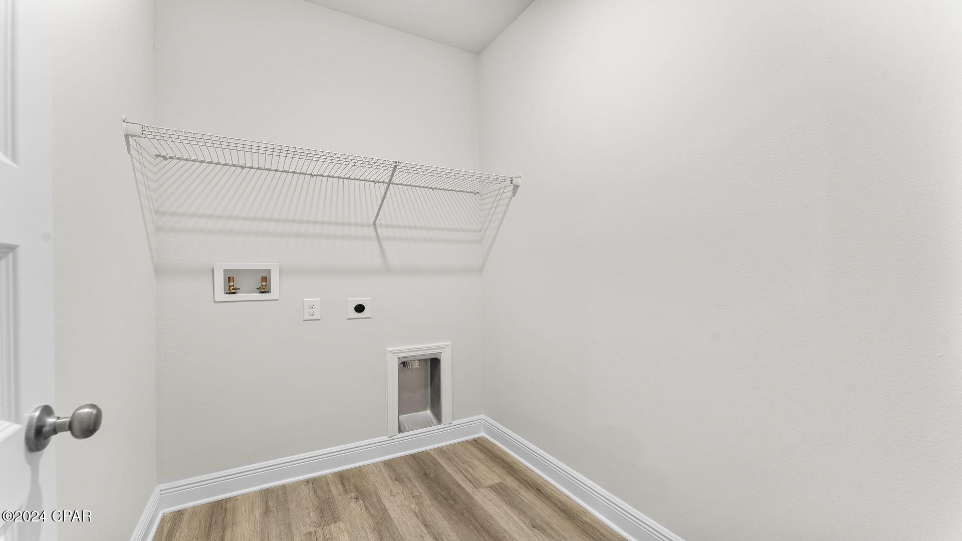 Listing photo id 28 for 4974 Prater Road