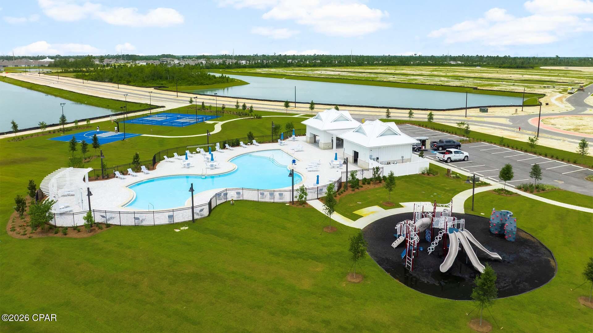 Listing photo id 57 for 4974 Prater Road