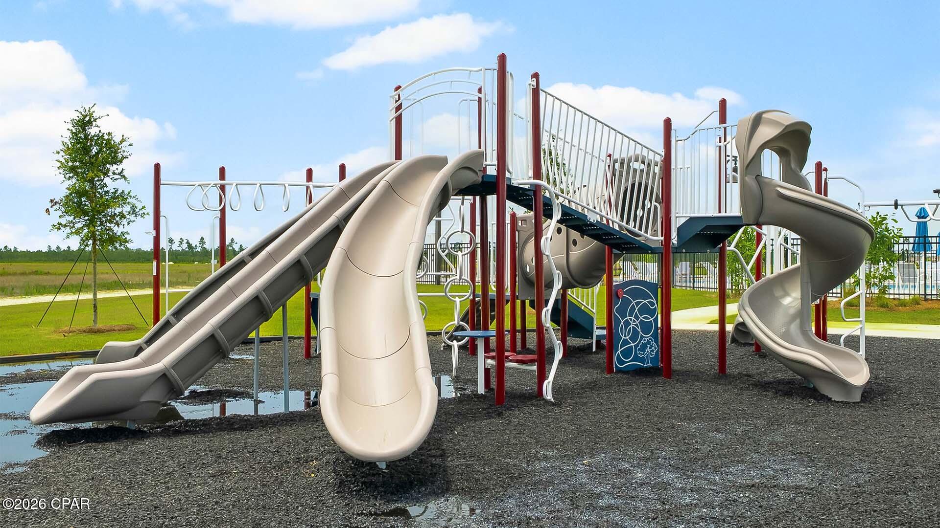 Listing photo id 68 for 4974 Prater Road