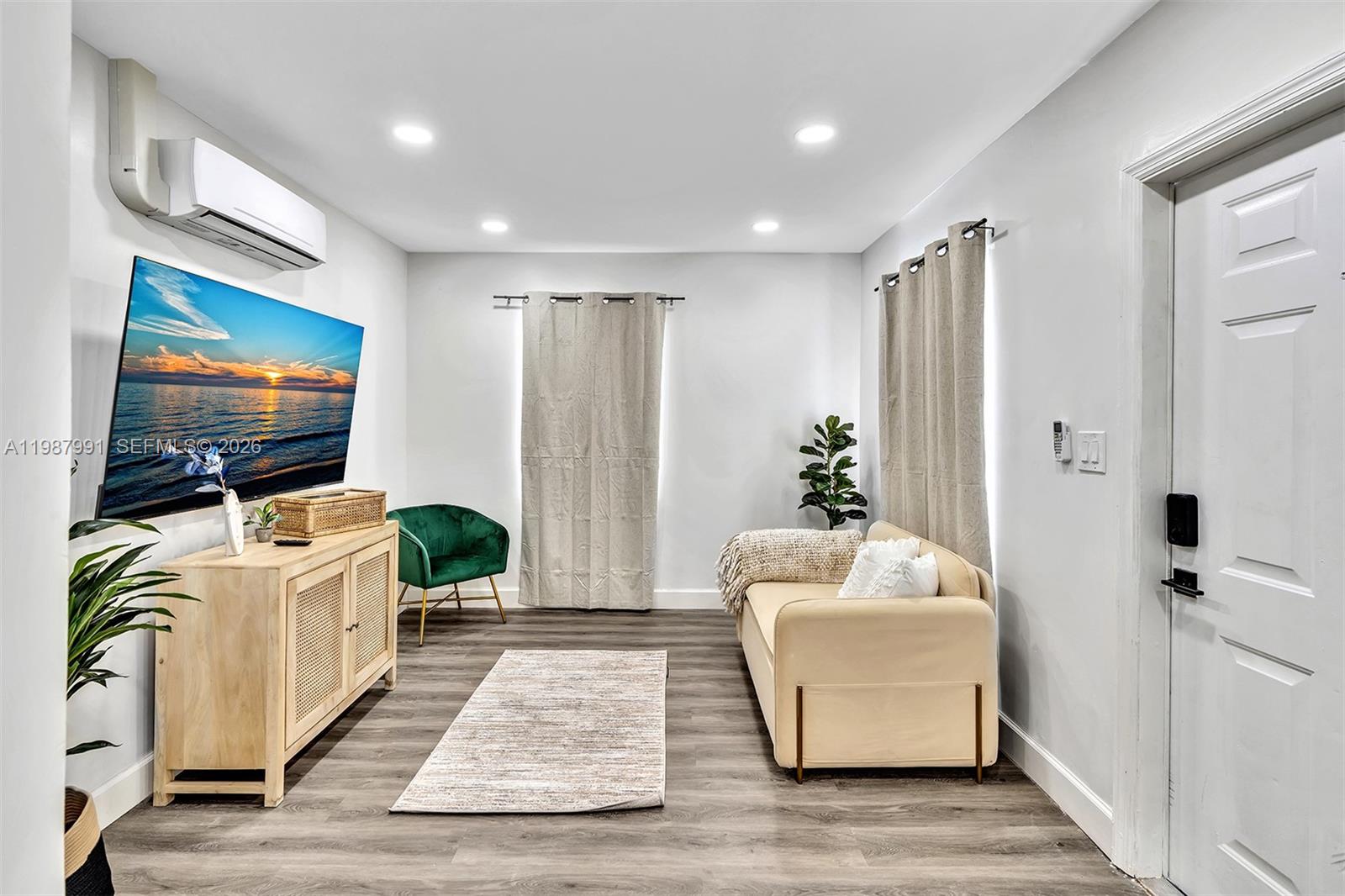 Property photo # 4