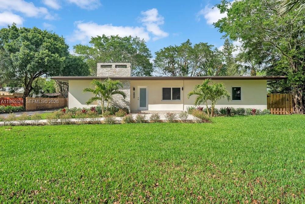 Country Club Estates Unit