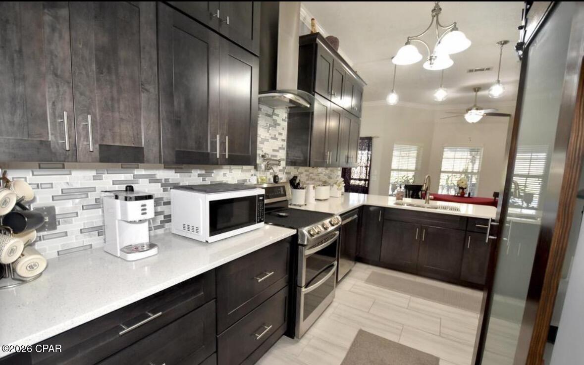 Image 10 For 2601 Parkwood Drive