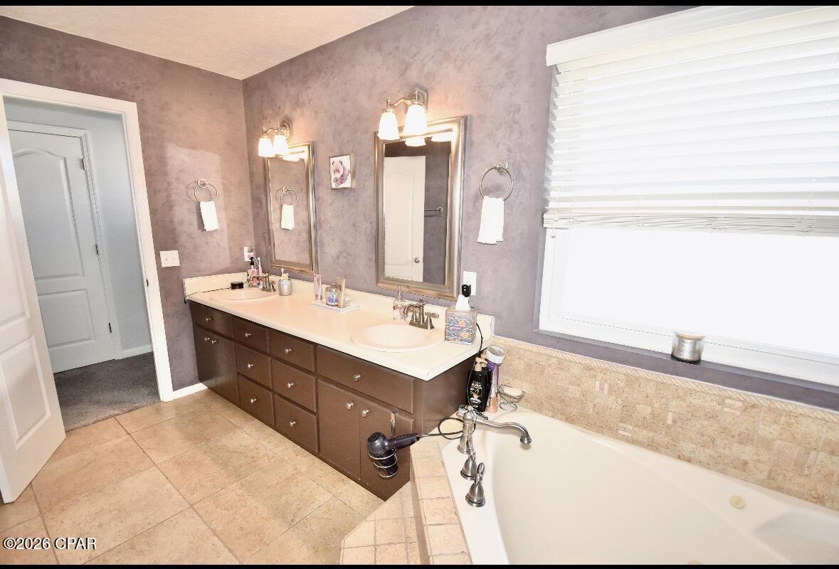 Image 36 For 2601 Parkwood Drive