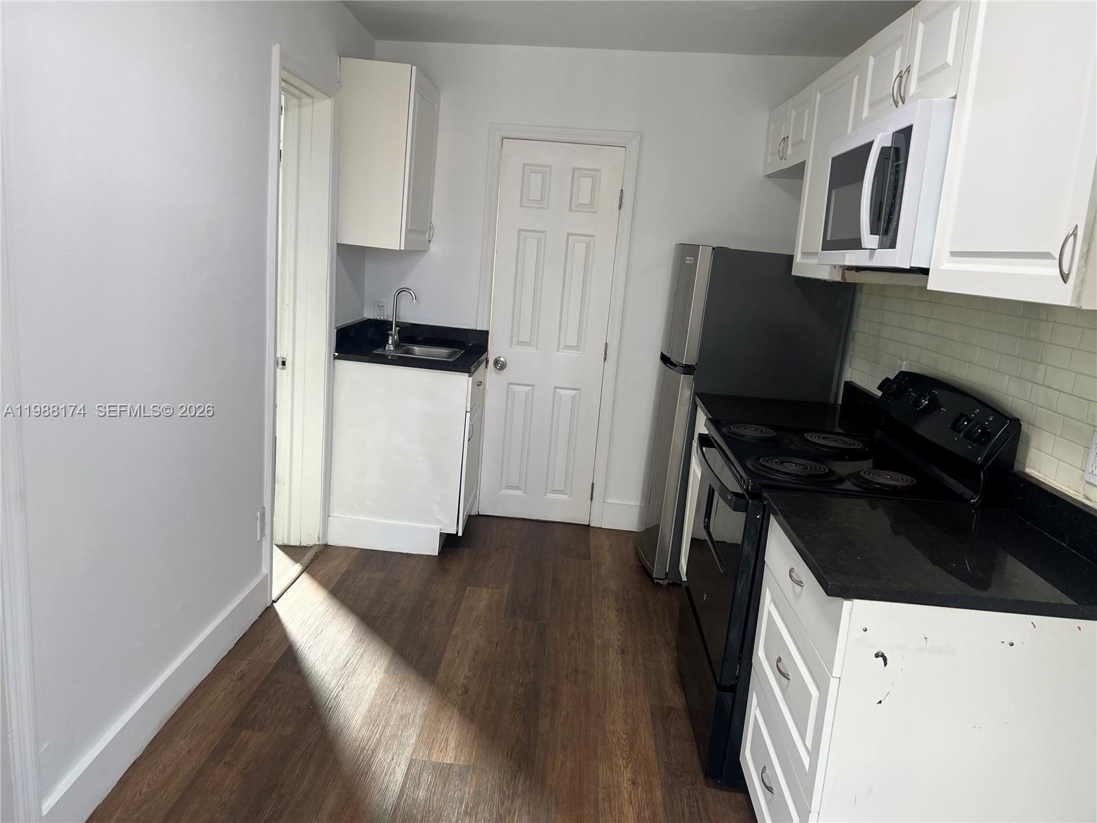 Property photo # 9