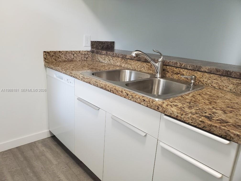 Country Gardens Condo