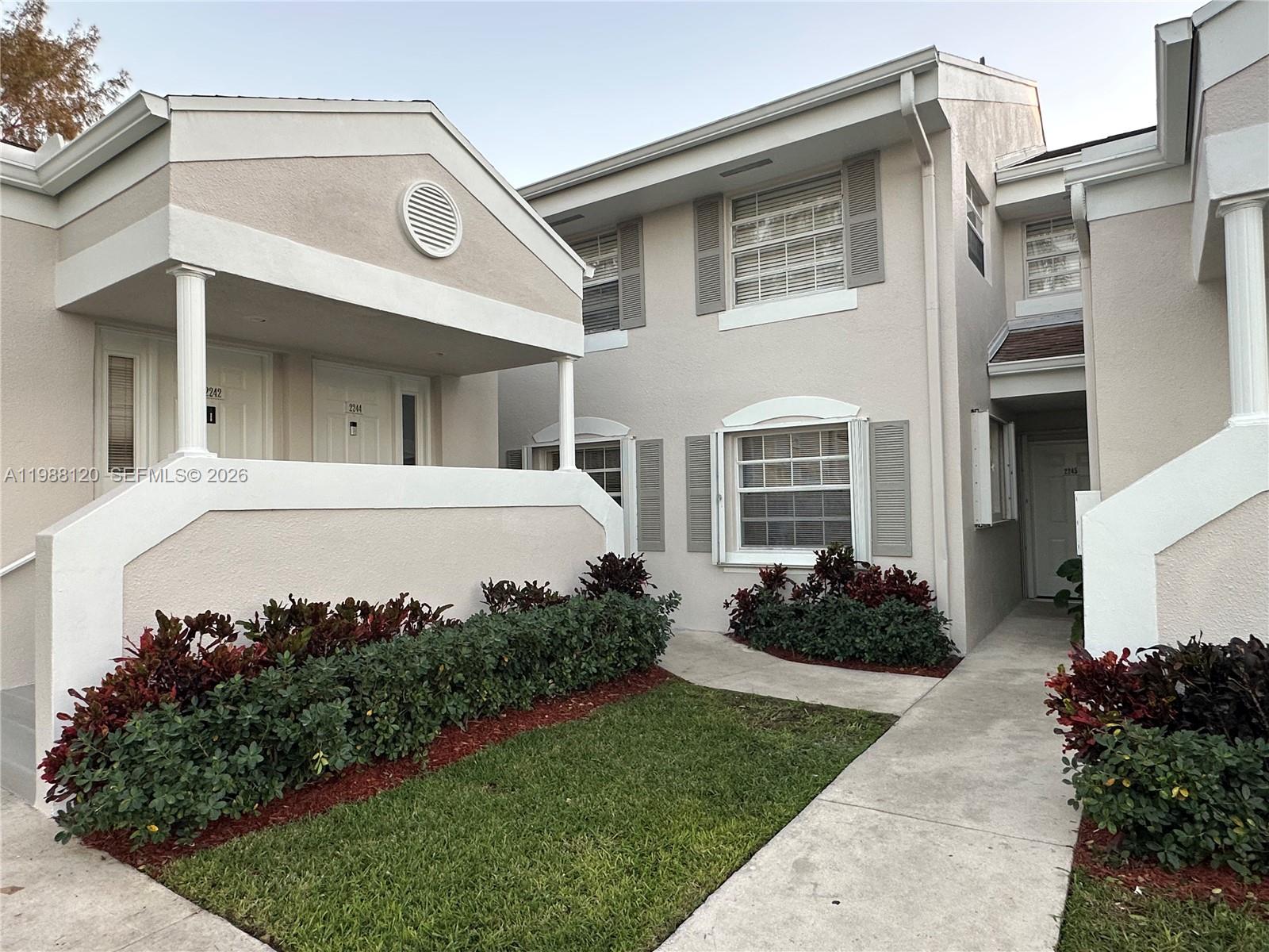 Keys Gate Condo No Seven