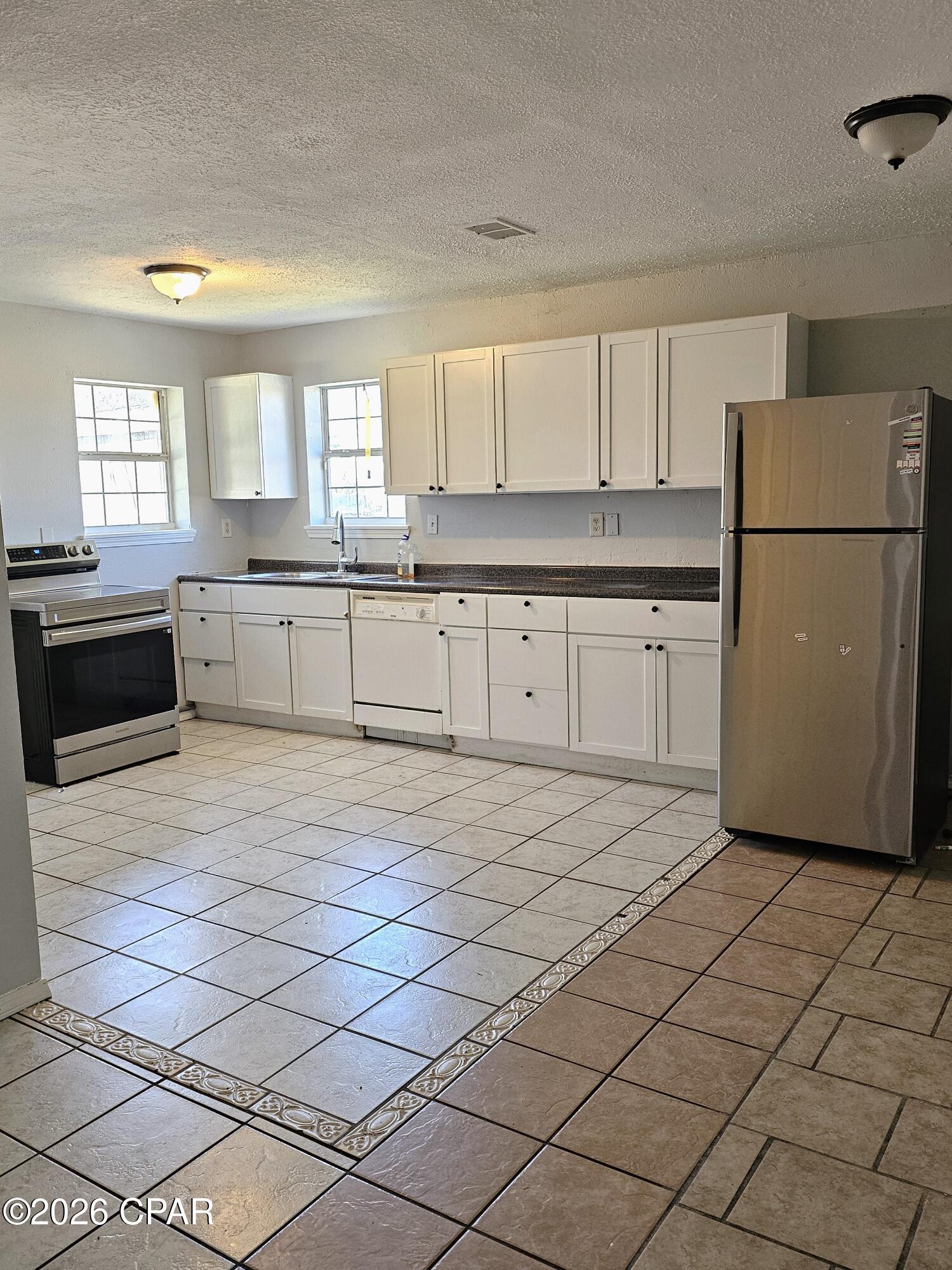 Image 27 For 4402 Cindy Lane