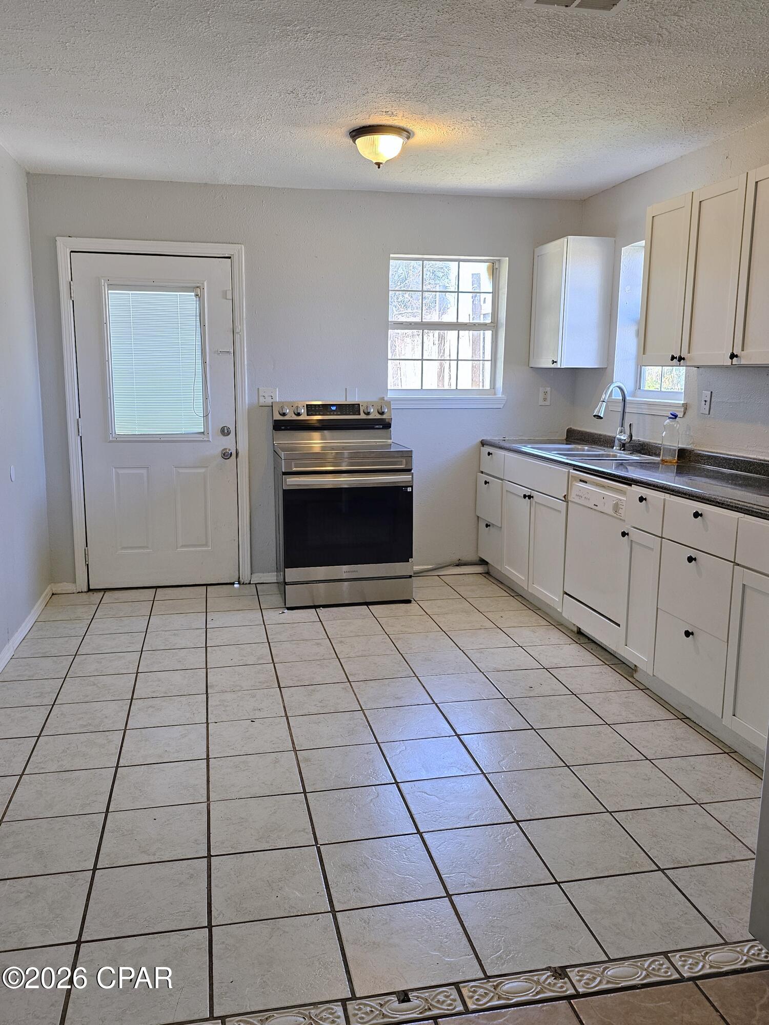 Image 29 For 4402 Cindy Lane