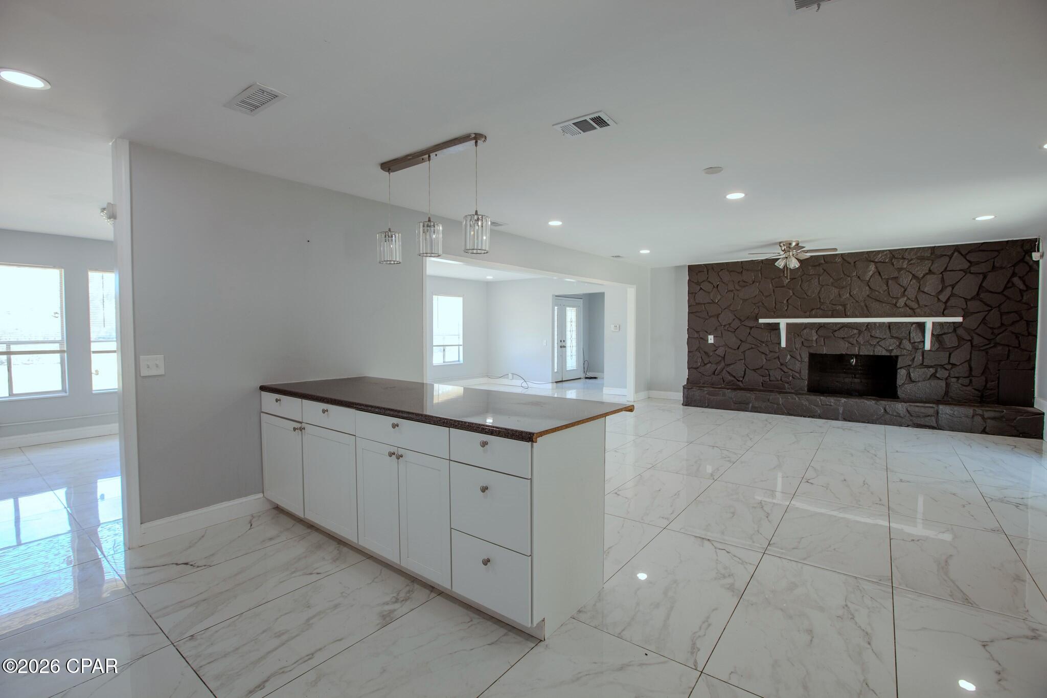 Image 6 For 4402 Cindy Lane