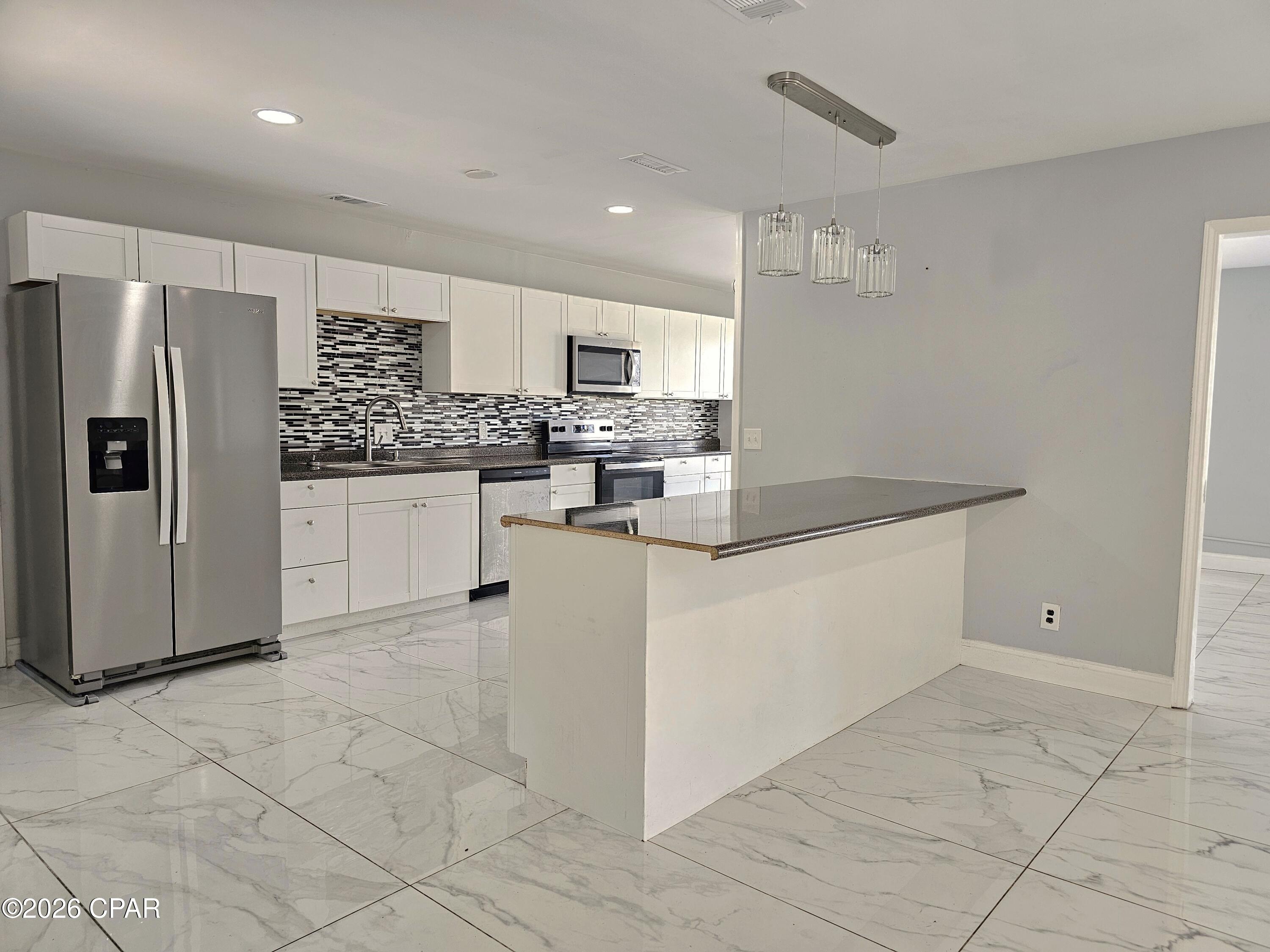 Image 7 For 4402 Cindy Lane