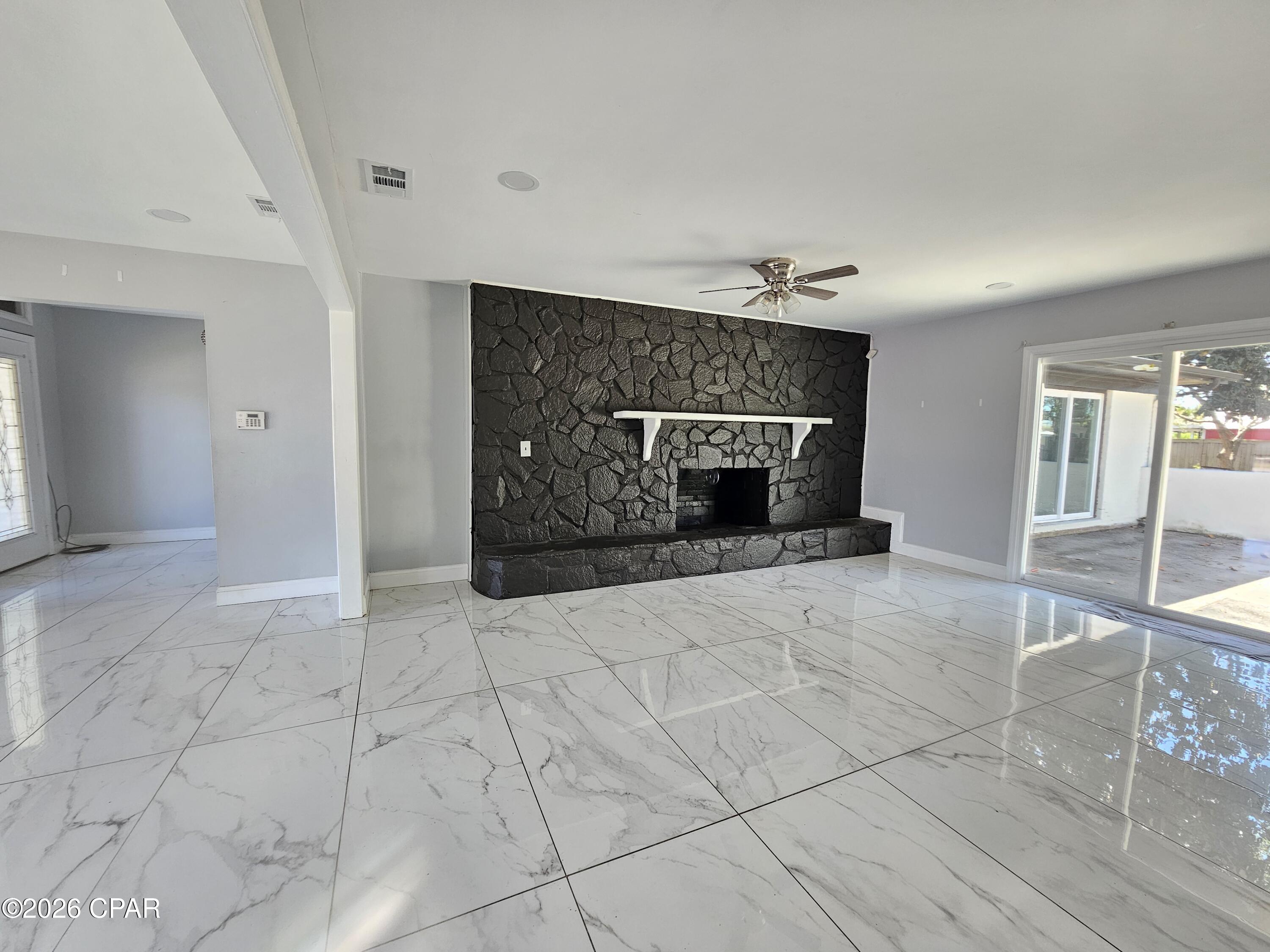 Image 8 For 4402 Cindy Lane