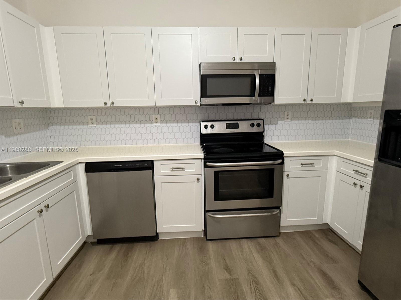 Property photo # 0