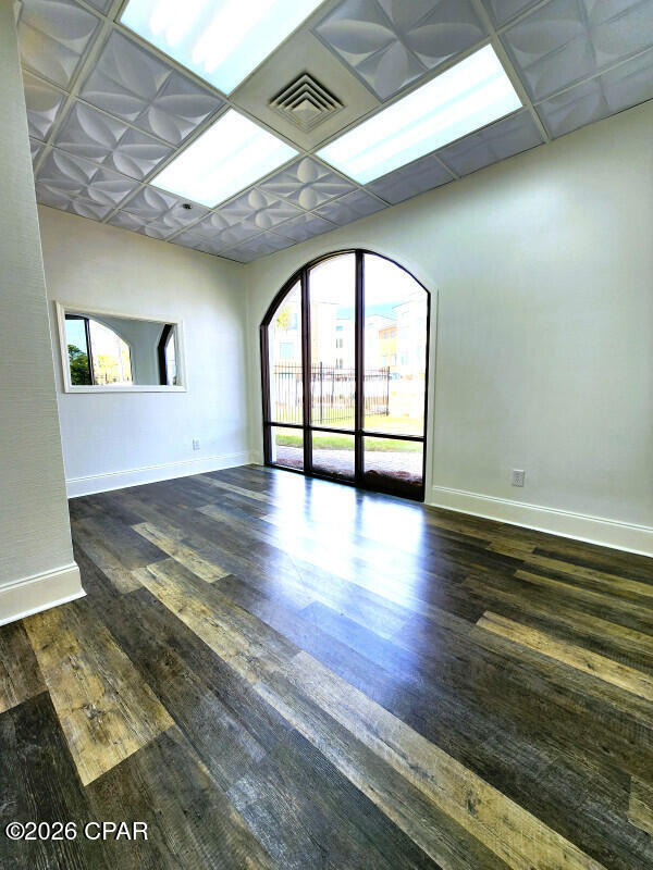 Image 4 For 8730 Thomas Drive 1101