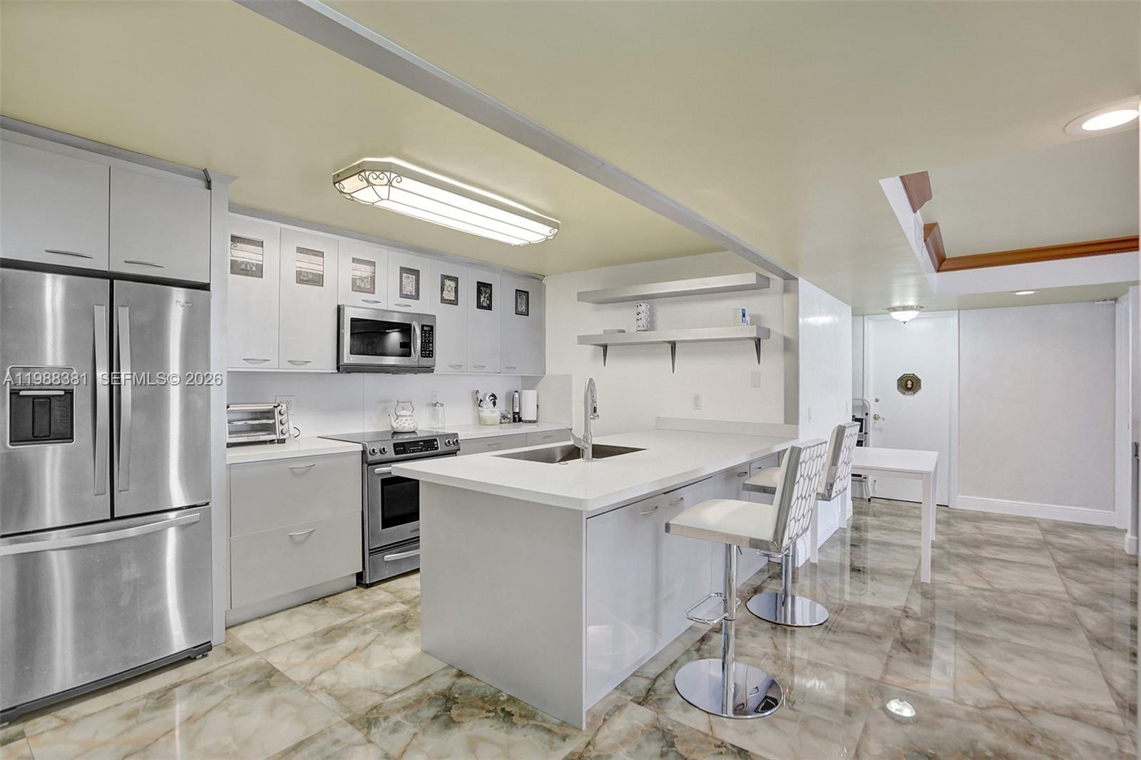 Property photo # 4