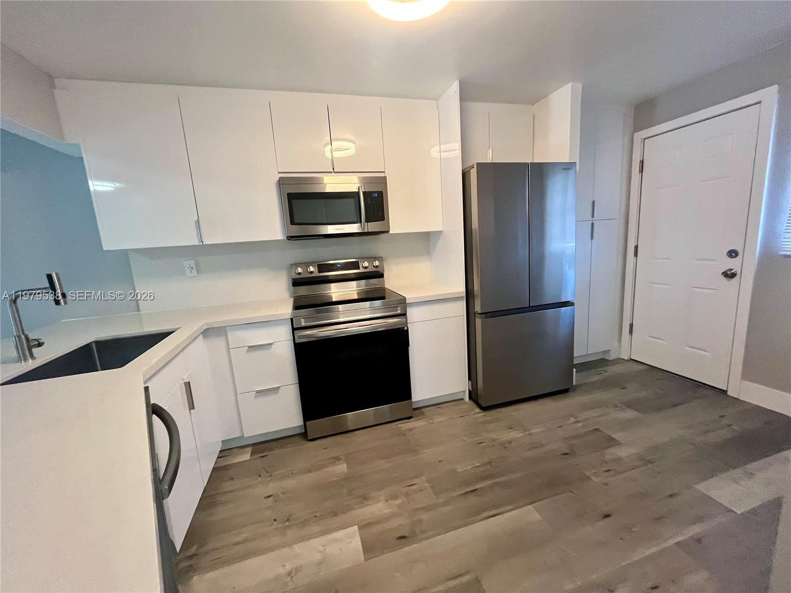 Jade Winds Group-Daisy Ga