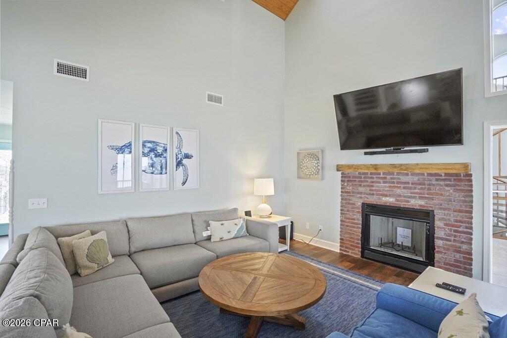 Image 17 For 190 Lafayette Drive