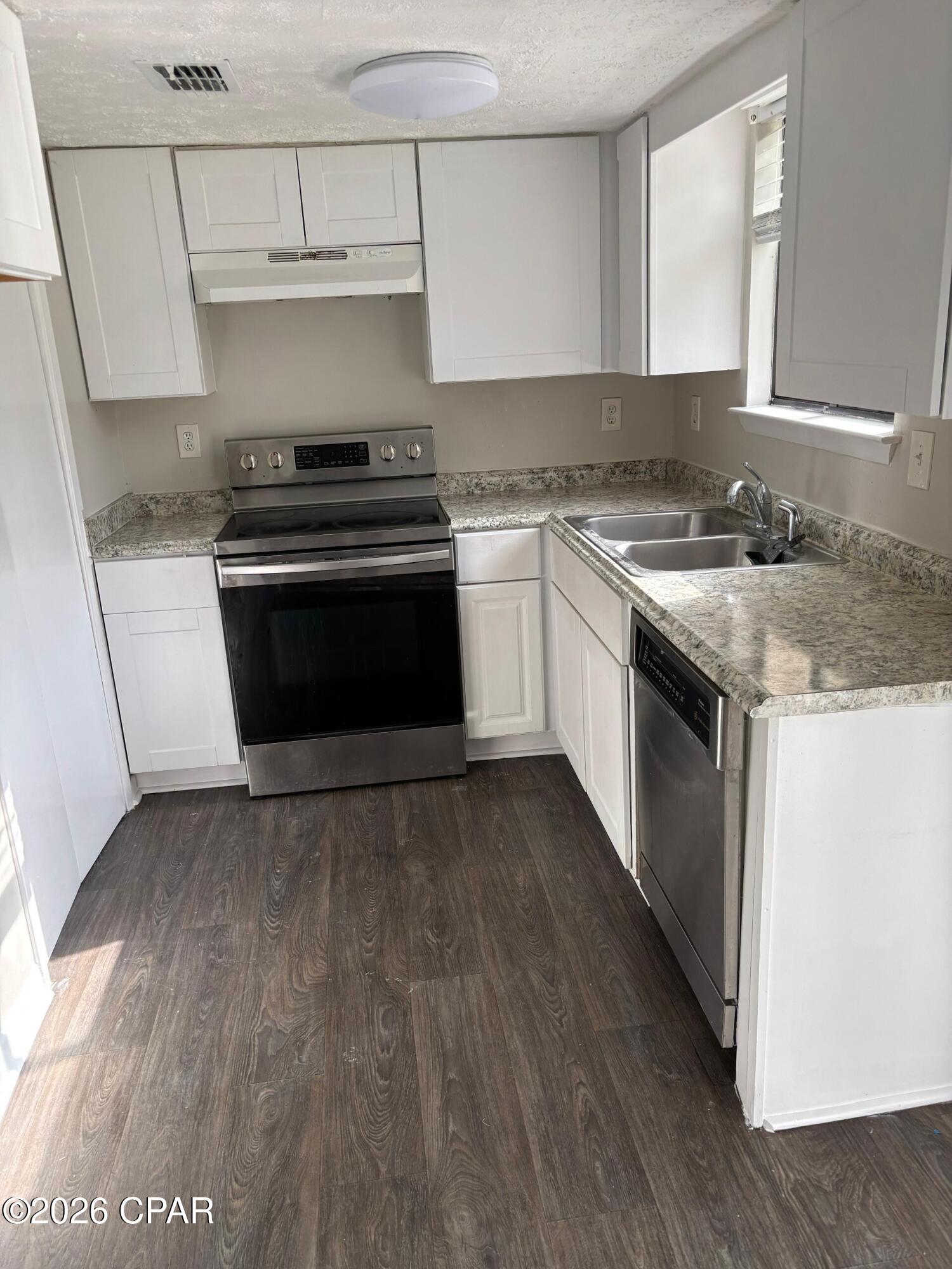 Image 3 For 2931 Ormond Avenue