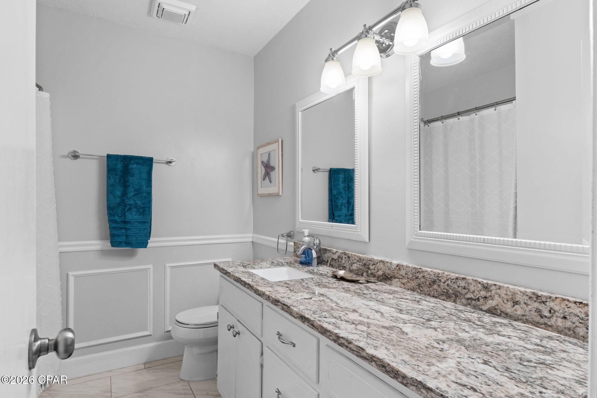 Listing photo id 23 for 4415 Baywood Drive