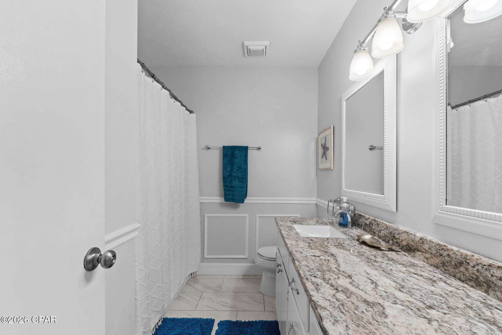 Listing photo id 24 for 4415 Baywood Drive