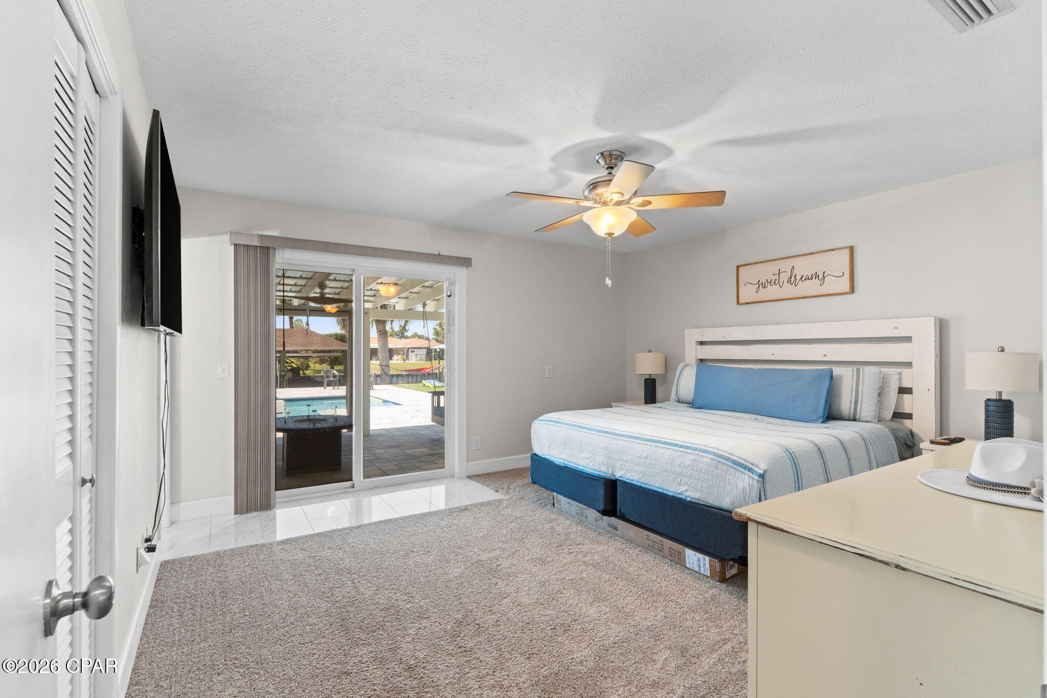 Listing photo id 28 for 4415 Baywood Drive