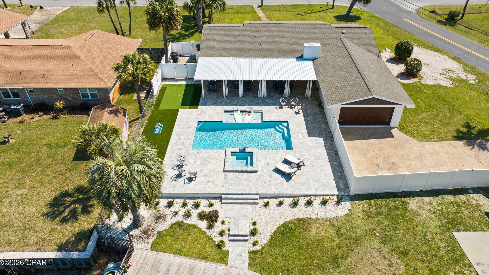 Listing photo id 54 for 4415 Baywood Drive