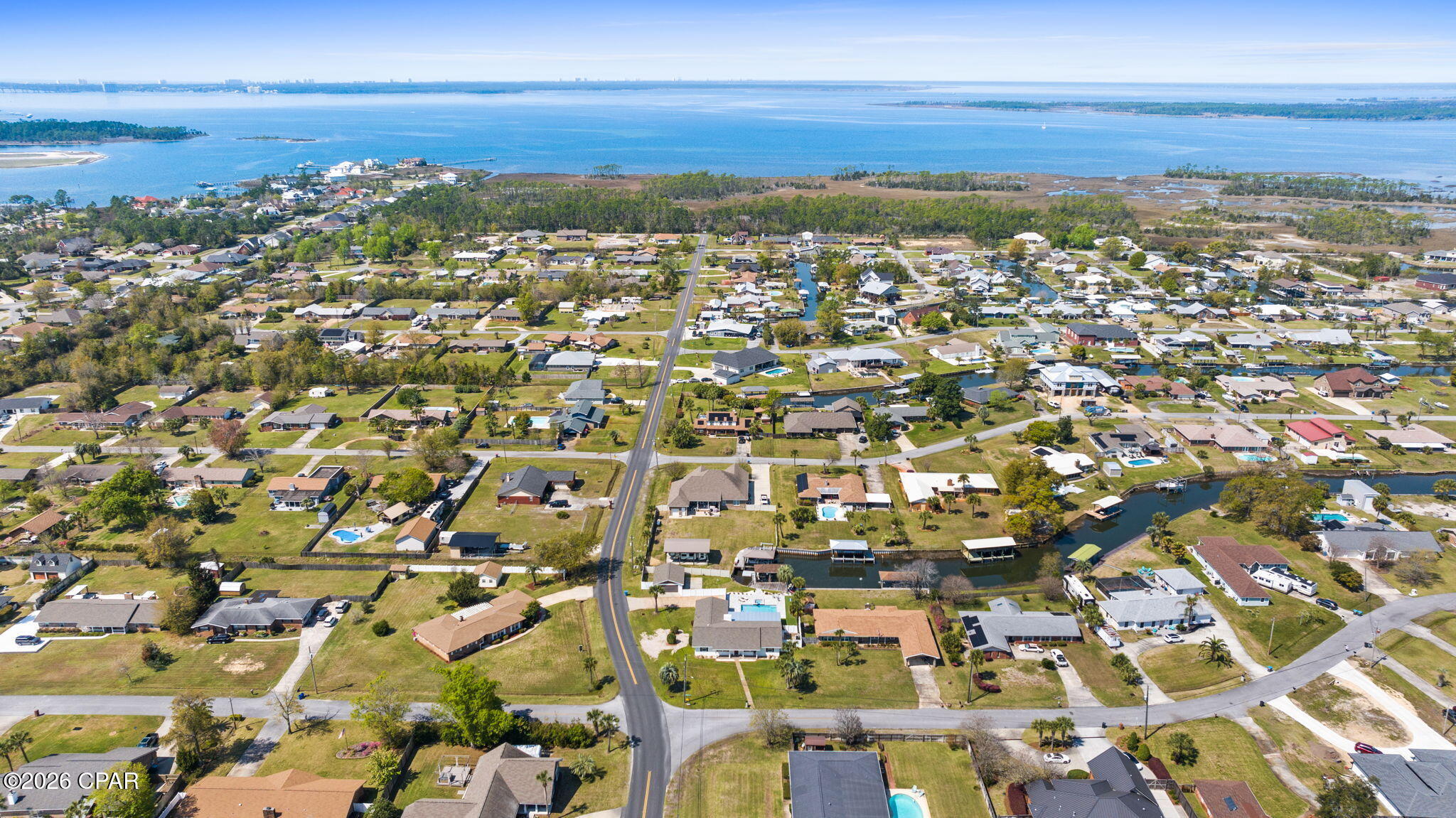 Listing photo id 56 for 4415 Baywood Drive