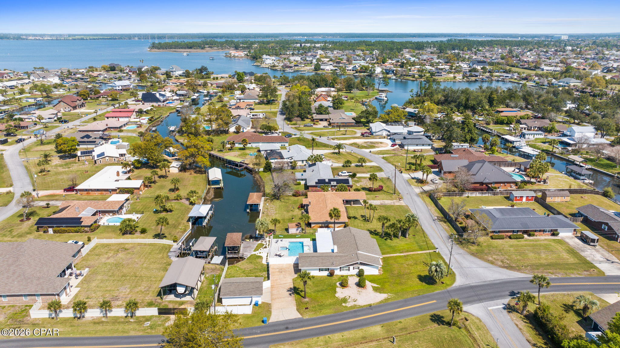 Listing photo id 60 for 4415 Baywood Drive