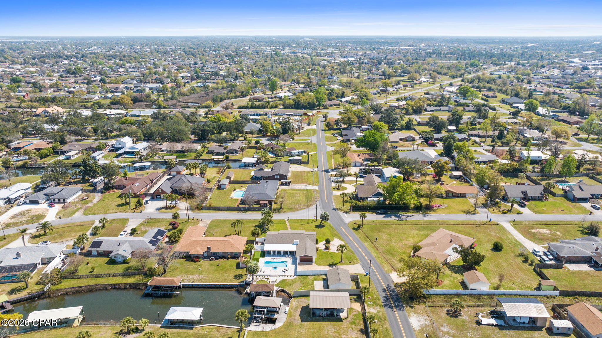 Listing photo id 62 for 4415 Baywood Drive