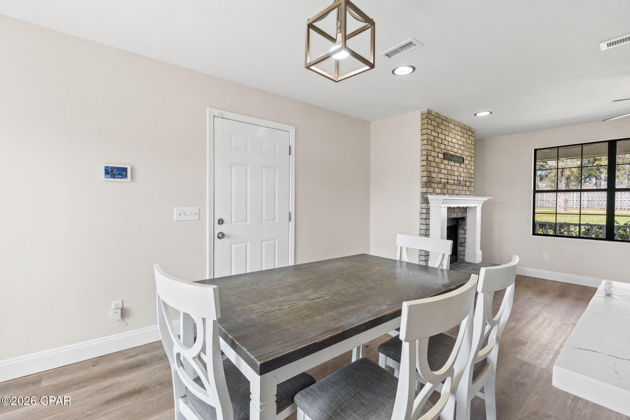 Image 13 For 4834 Pine Avenue