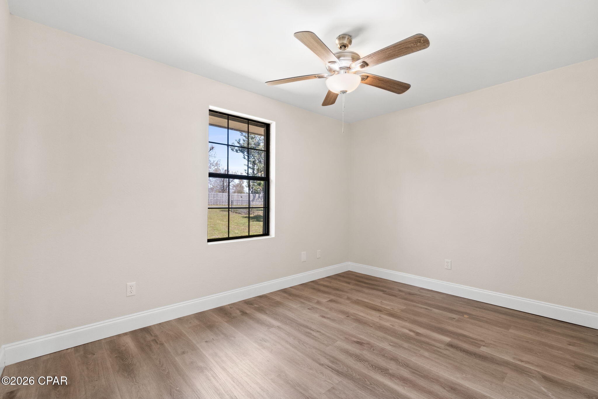 Image 21 For 4834 Pine Avenue