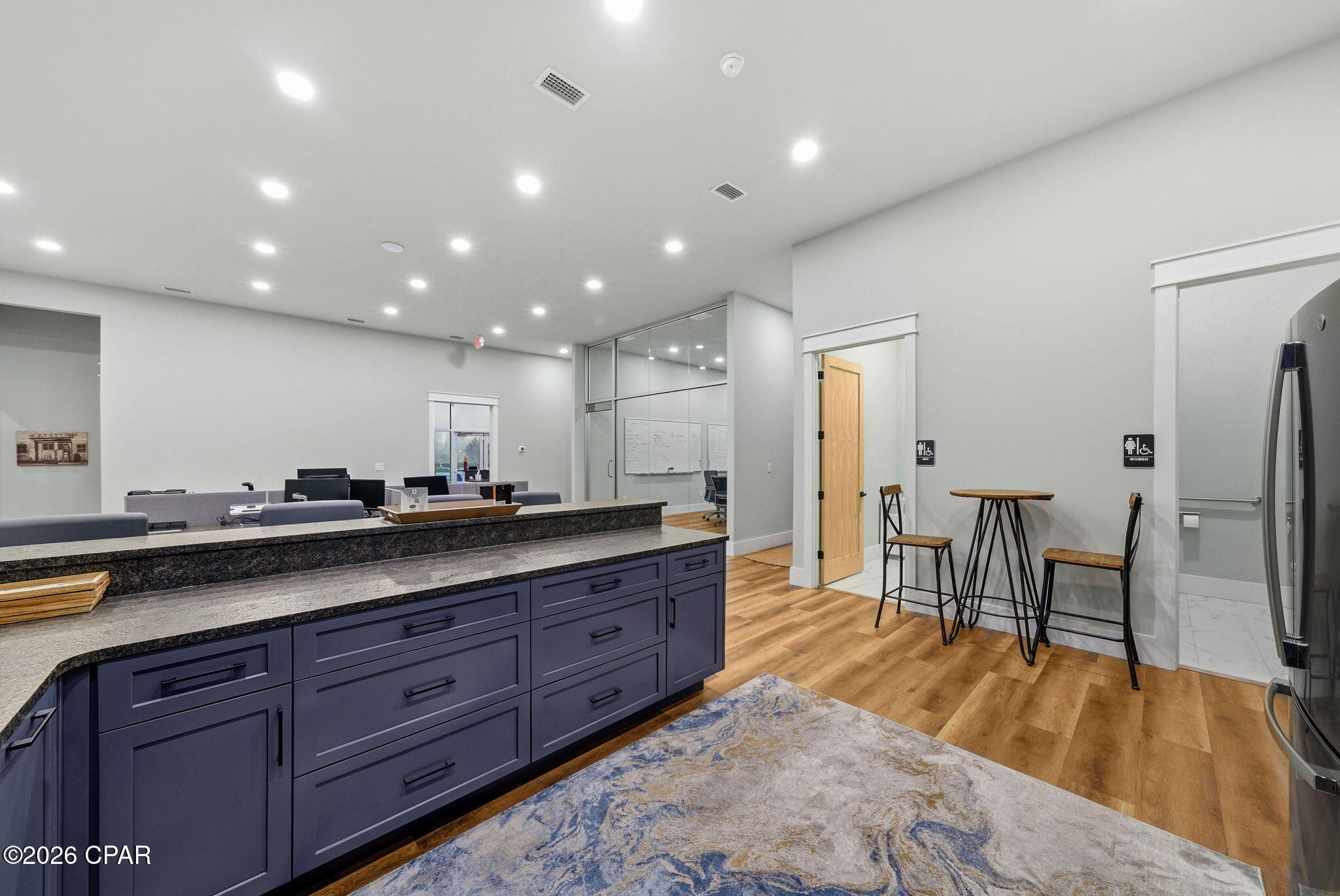 Listing photo id 10 for 2816 Forester Trail