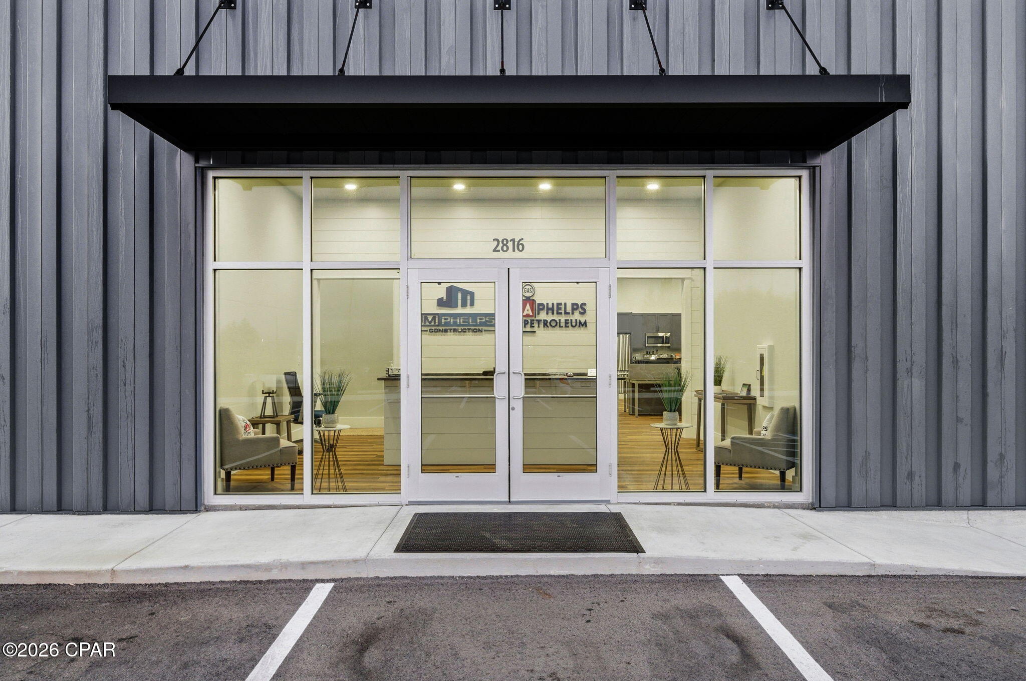 Listing photo id 2 for 2816 Forester Trail