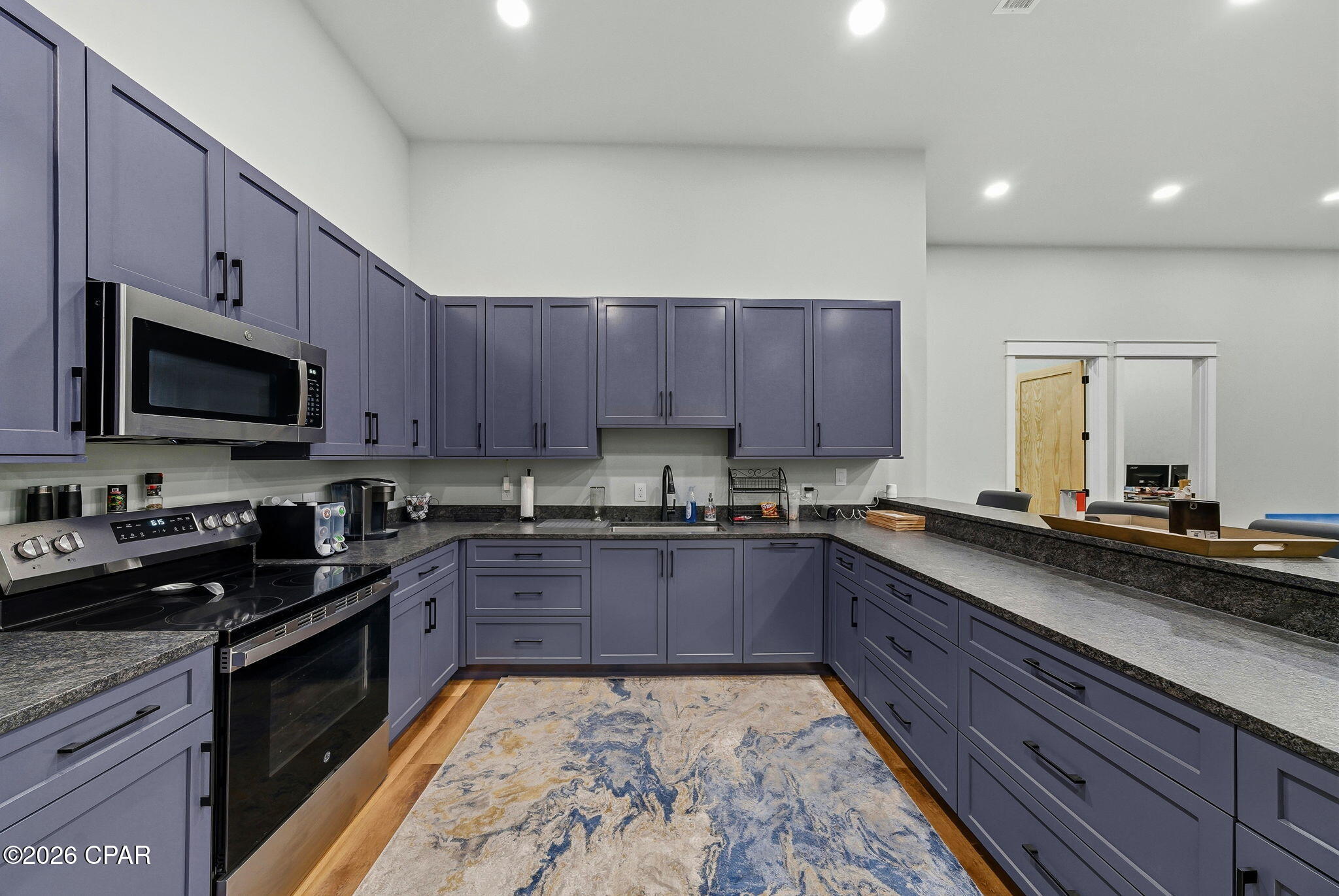 Listing photo id 9 for 2816 Forester Trail