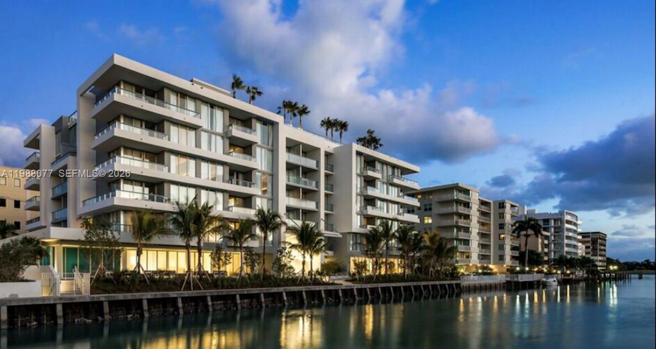 Bay Harbour Island