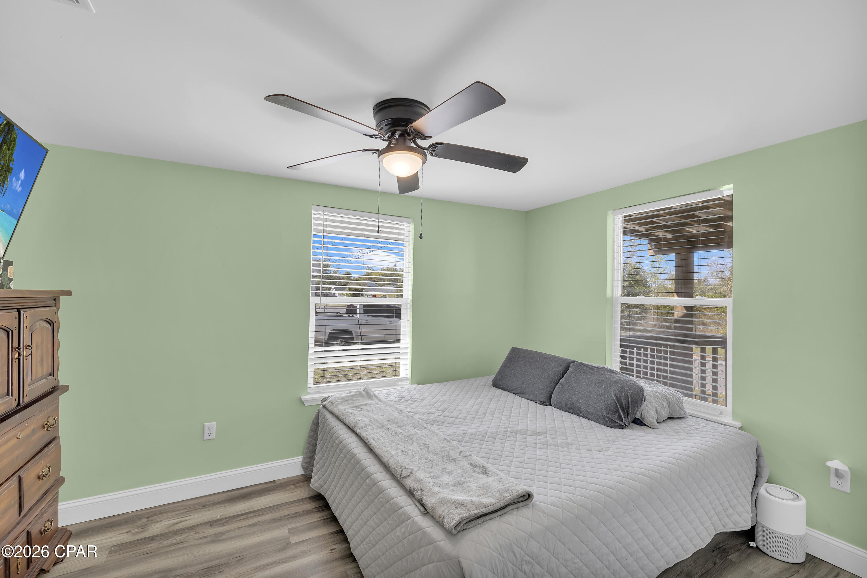 Image 10 For 712 College Avenue