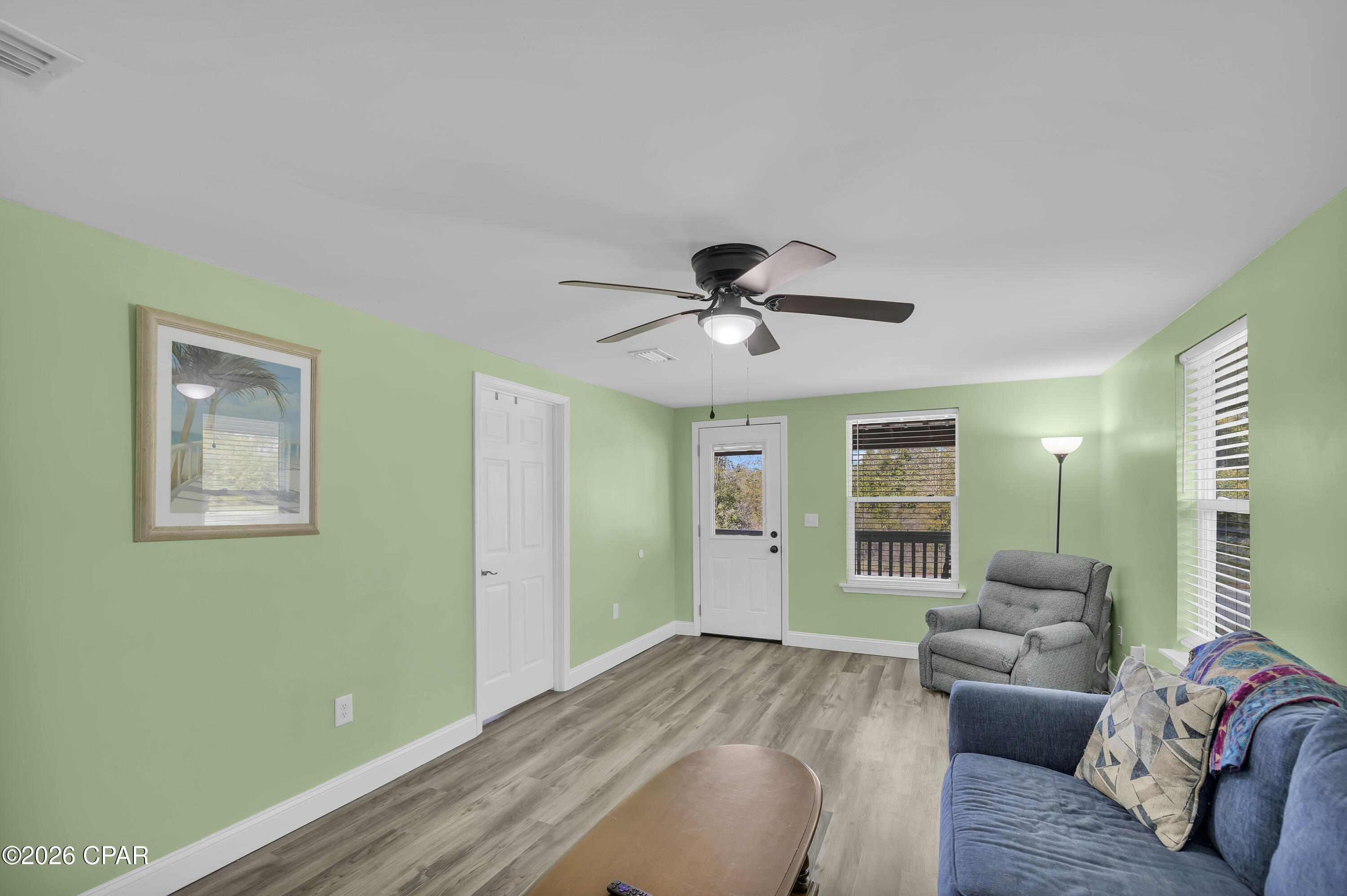 Image 3 For 712 College Avenue