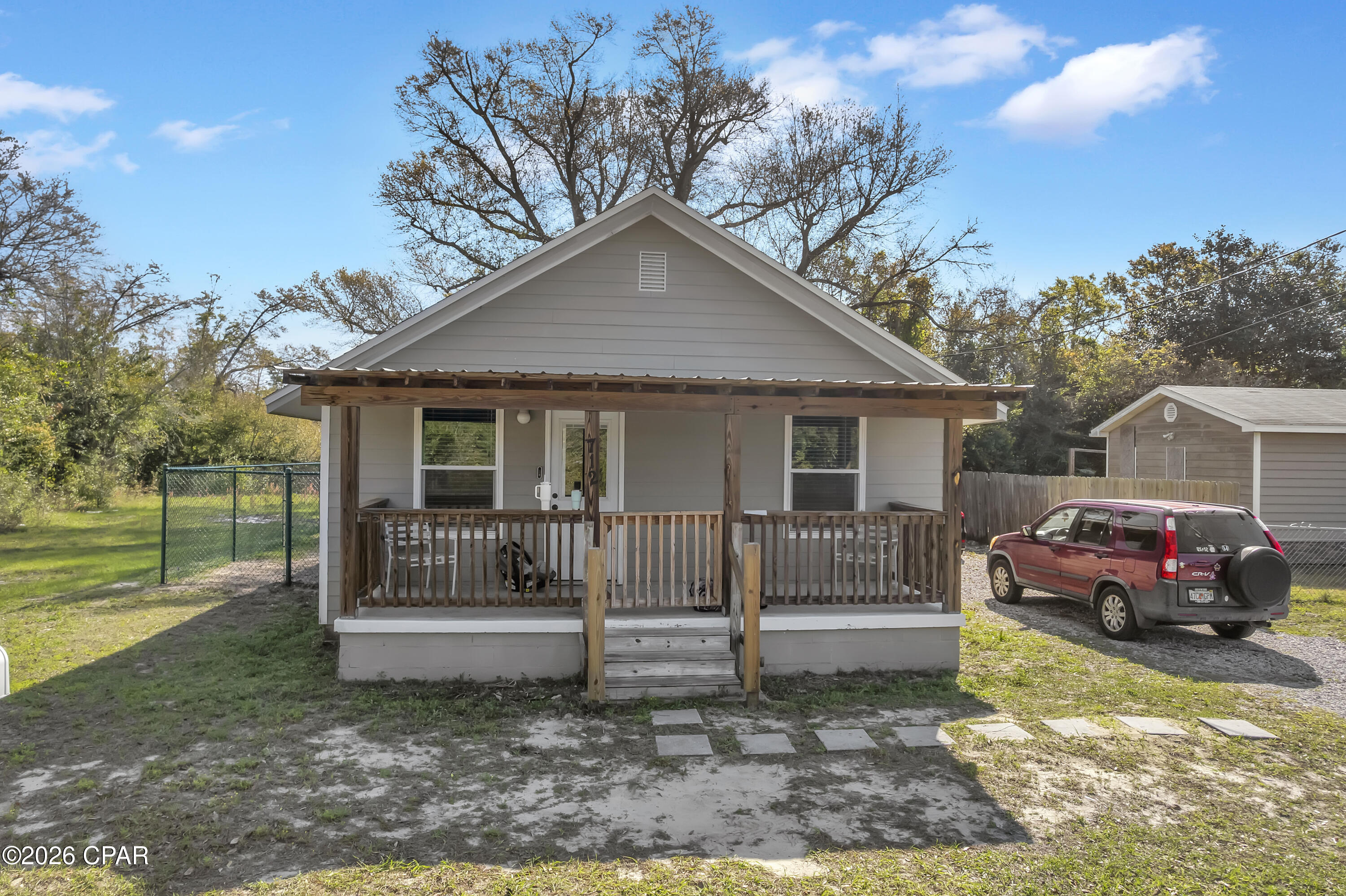 Image 33 For 712 College Avenue