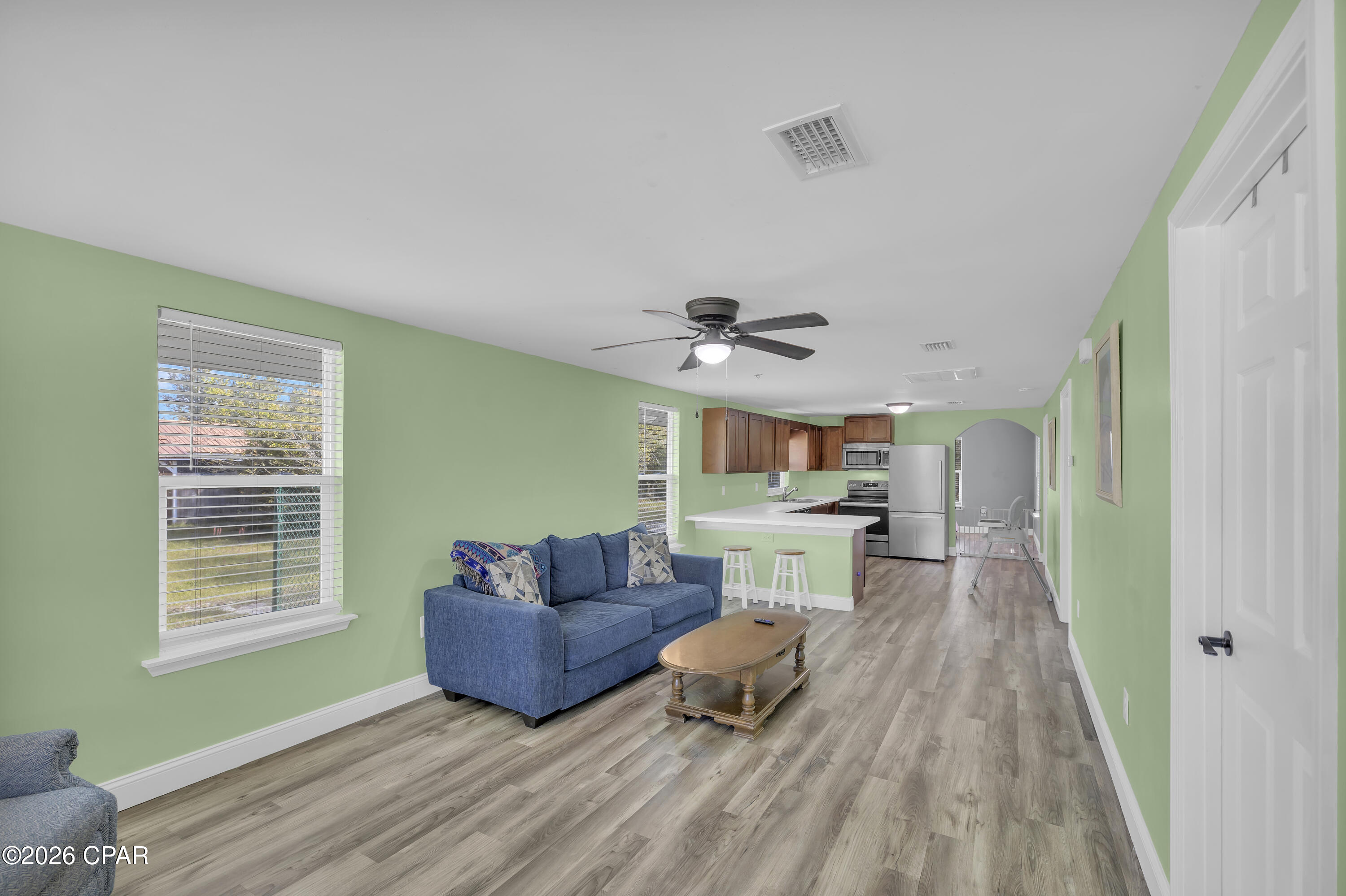 Image 4 For 712 College Avenue