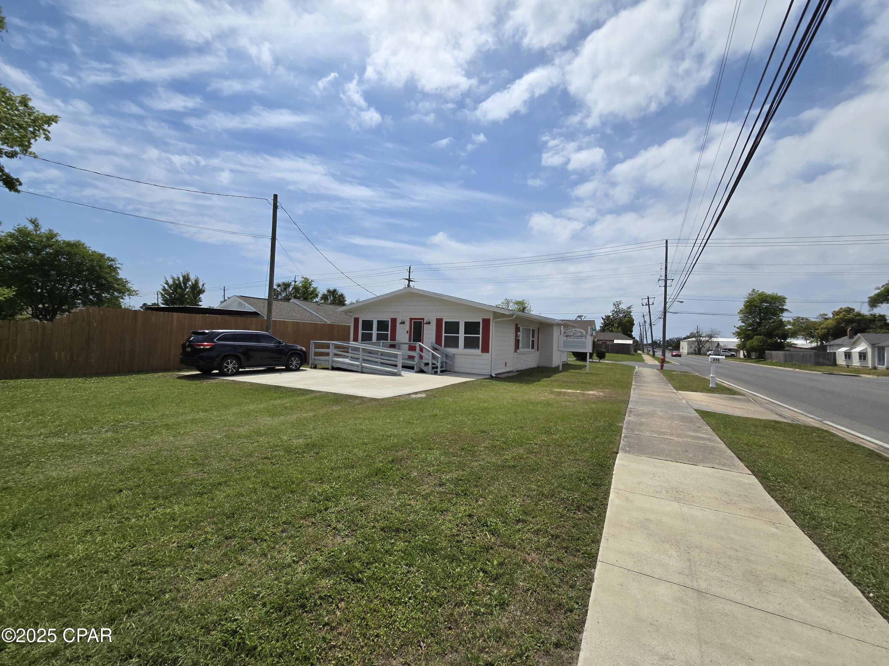 Image 16 For 215 11th Street C