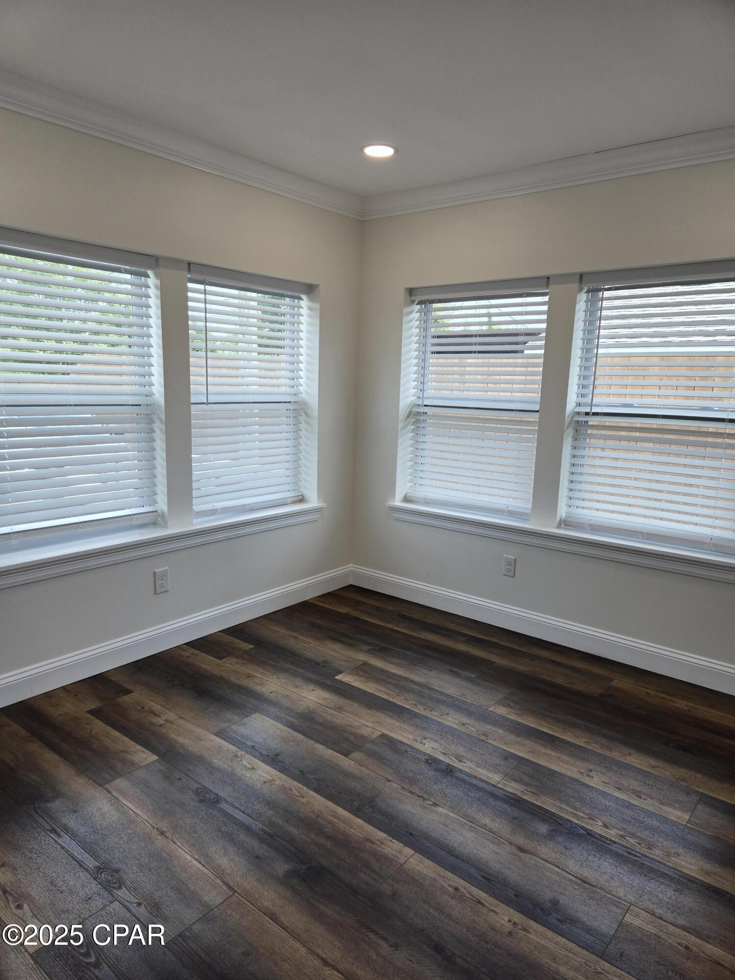 Image 4 For 215 11th Street C