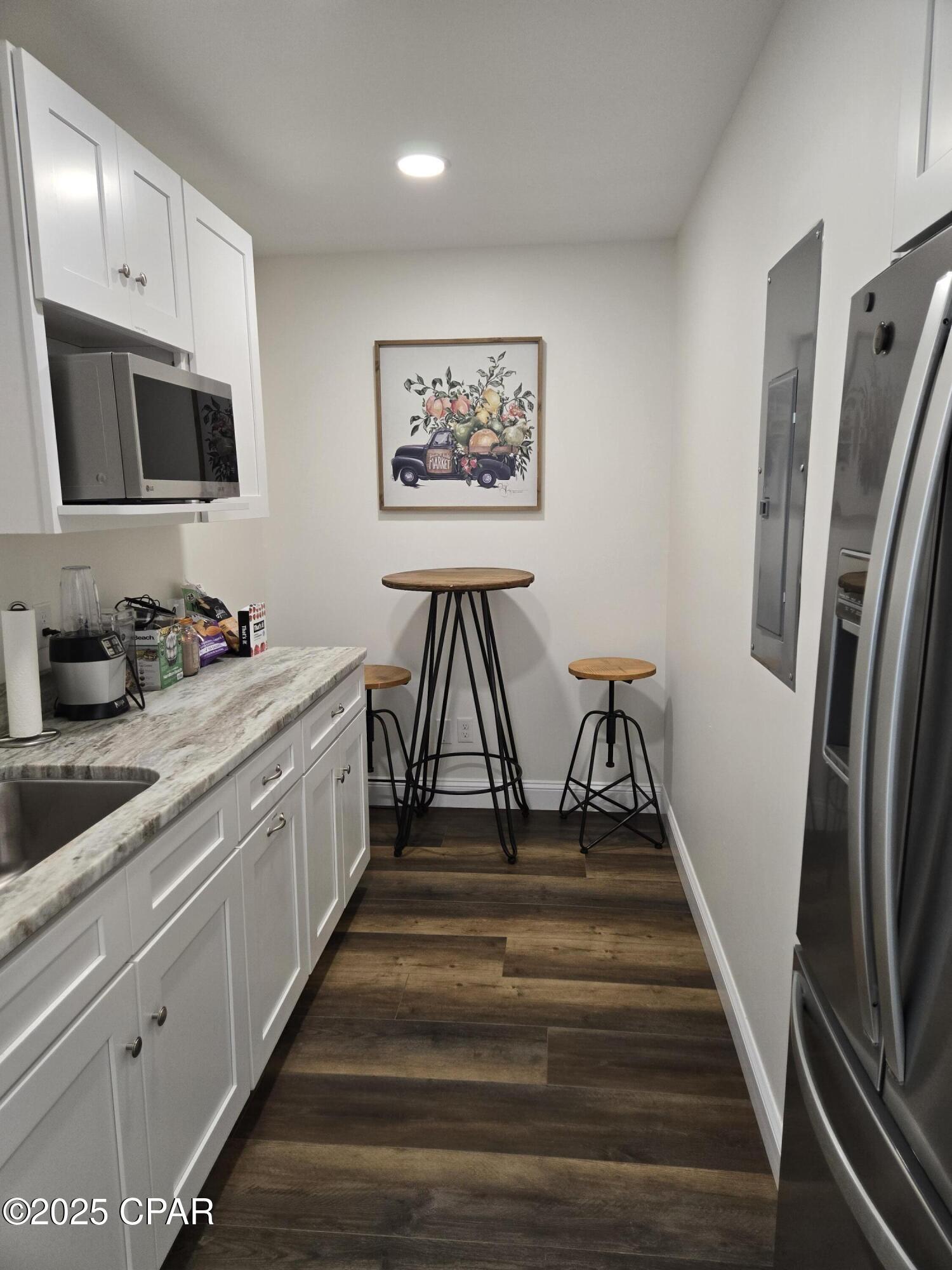 Image 7 For 215 11th Street C