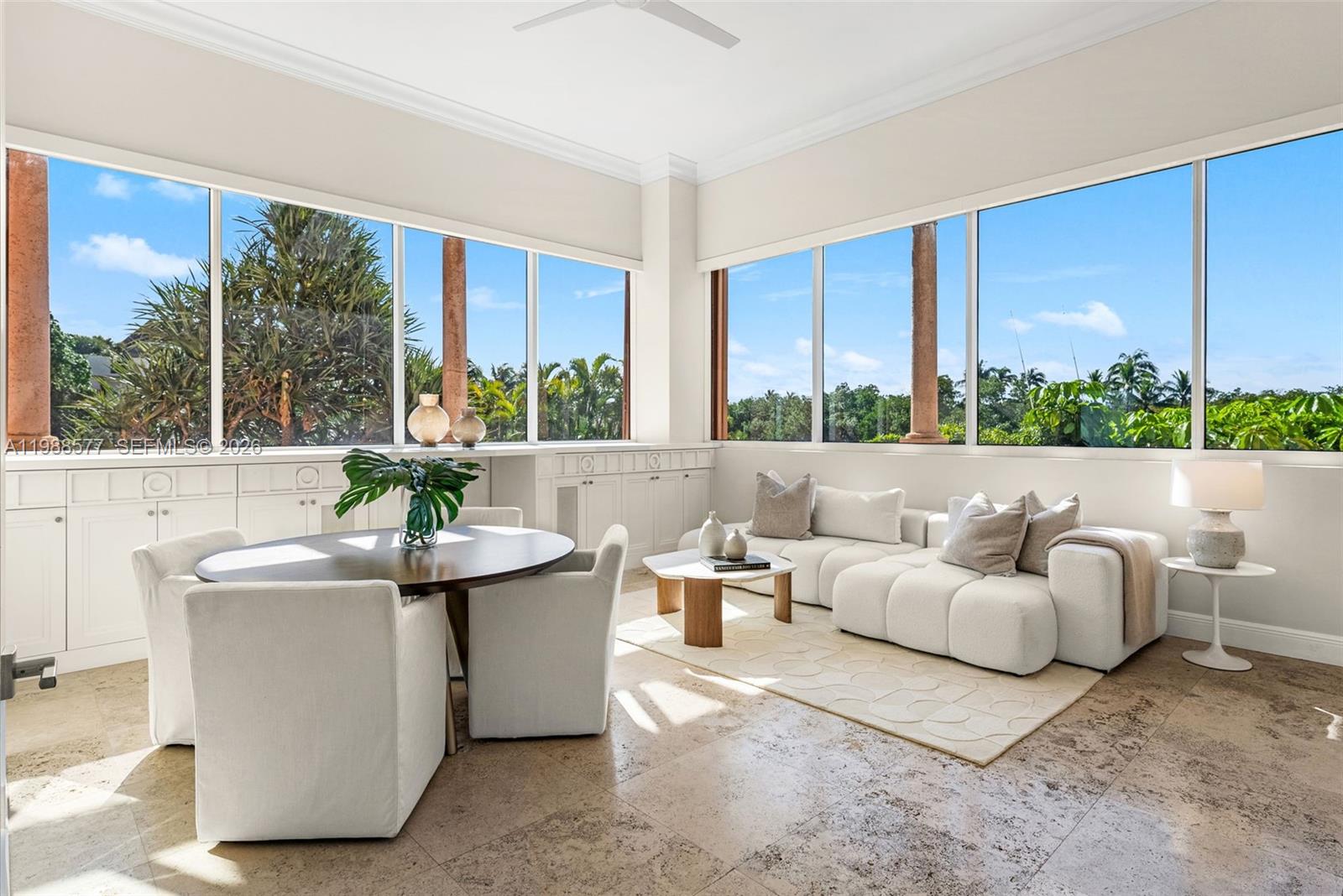 10 Edgewater Dr Lanai South