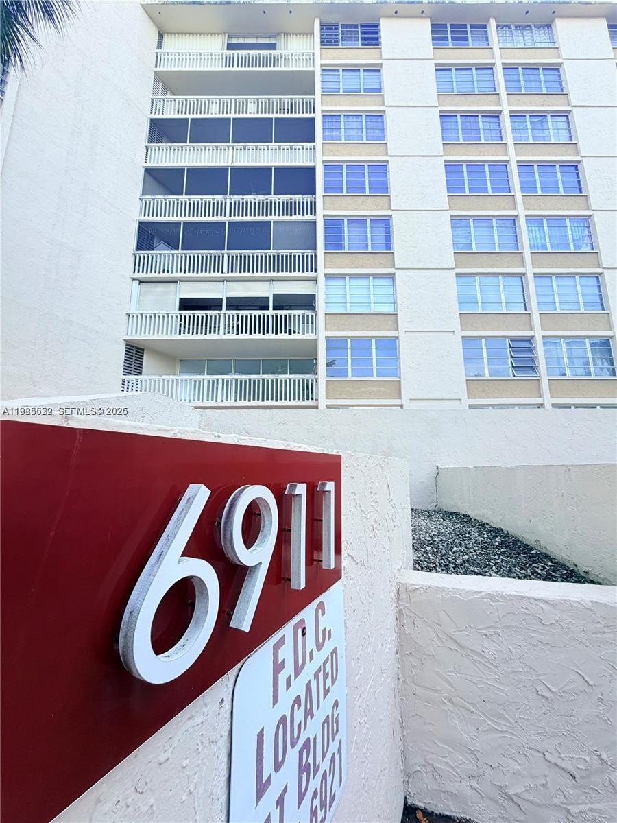 Environ I Condo 9