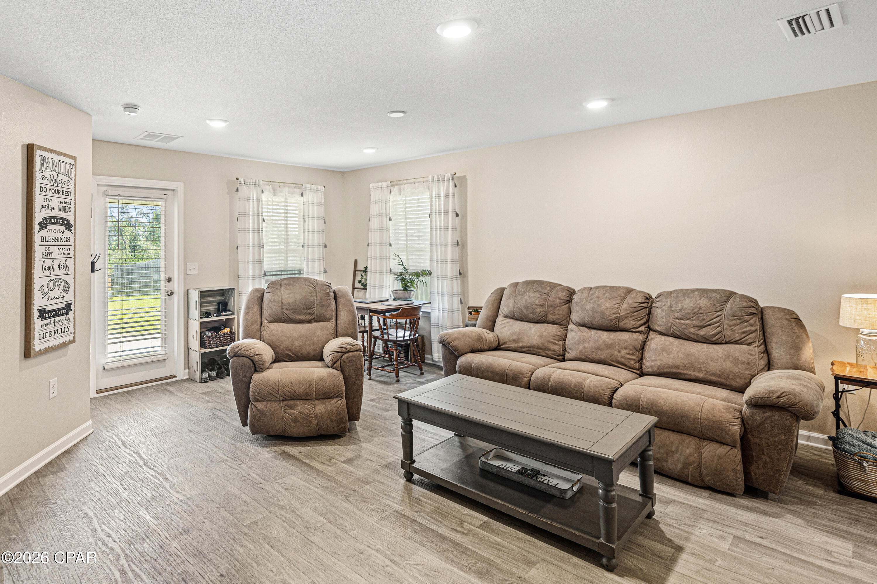 Image 12 For 3920 Whitehead Boulevard